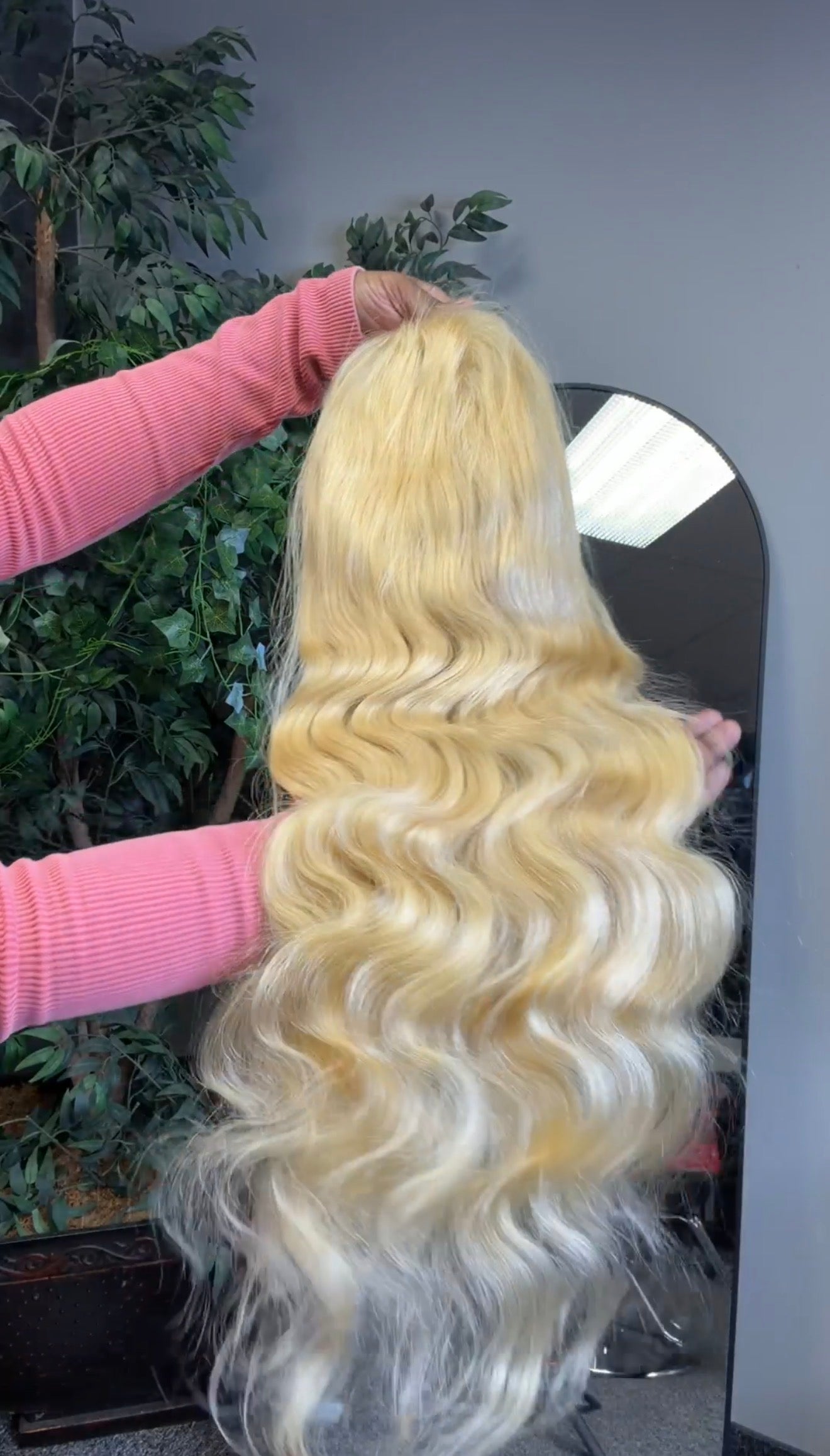 Blonde (613) Body Wave Frontal Wig
